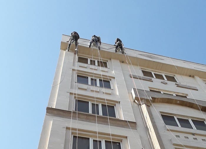 نماشویی یعنی شستشوی نما